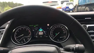 Как работает система активного круиз контроля на Тойота Камри V70 2018