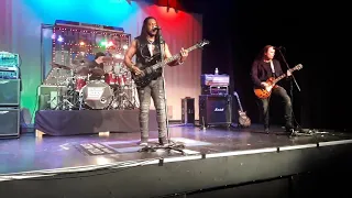 Johnny The Fox Meets Jimmy The Weed - Limehouse Lizzy Burgess Hill 11/05/2018