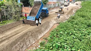 Nice Incredible , Bulldozer D31P Push Sand Soil to Making Long Road , 5 Ton Truck Unloading Sand