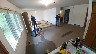 Time-lapse of a Vinyl floor install