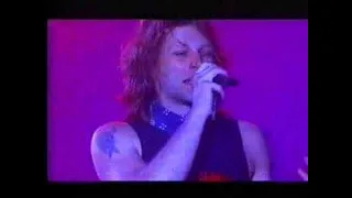 Bon Jovi - Blood On Blood (Wembley 2nd night 1995) (Pro Shot)