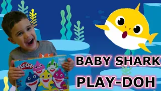 Baby Shark with Play-Doh in FR Kingdom