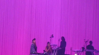 Ariana Grande & Cashmere Cat - Quit (Live in Amsterdam, 2017)