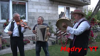 Tak jeszcze grają wiejscy muzykanci od Garwolina ! Pograjka u Kosmali - 2017