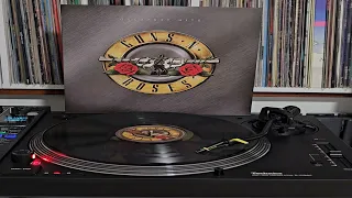 Guns N' Roses - Don't Cry (1991)