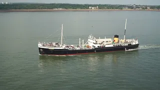 Amusing Horn wars between SS Shieldhall and Cunard Queen Victoria 2016 in the Solent