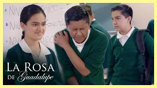 Iker le pone un alto a Gustavo | La Rosa de Guadalupe 4/4 | El niño de mamá