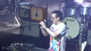 HOT CHIP - FLUTES - OVER AND OVER  - LIVE PARIS @ CASINO DE PARIS 18/11/15