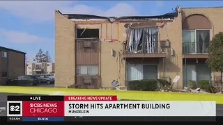 Wall and roof collapse as storm hits Mundelein apartment building