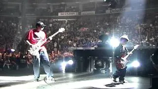 Metallica invites small kids to jam on stage!