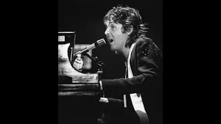 Paul McCartney & Wings - The Long And Winding Road (Live in L.A. 1976)