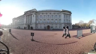 360 Buckingham Palace Guards Marching
