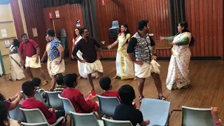 Onam couple dance