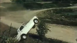 Воровской общак (1991) - car chase & crash scene