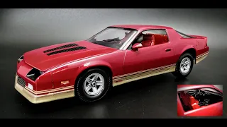 1985 Chevy Camaro Z28 L69 5.0 V8 1/24 Scale Model Kit Build How To Assemble Paint Decal IROC