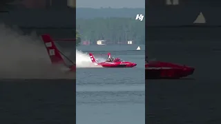 U-3 Grigg's/Ace Hardware unlimited hydroplane THUNDERING across the lake!