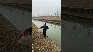 Cast net fishing in the River Catch fish