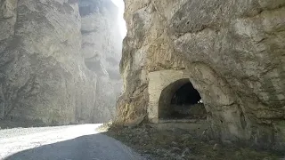 дорога в кармадонском ущелье
