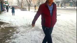 روز برفى كابل پياده روى در كوچه هاى كابل - Walking in Kabul Snow day