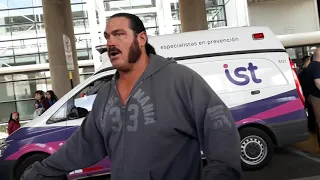 Wwe en aeropuerto santiago Chile 2018