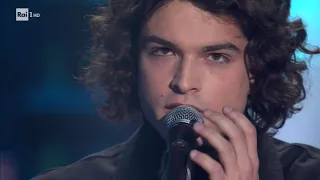 Leo Gassmann canta "Vai bene così" - Sanremo Giovani 19/12/2019