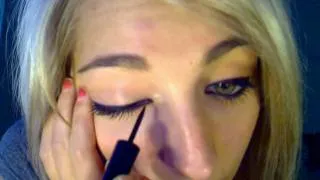 Eyeliner tutorial (How I do my eyeliner)