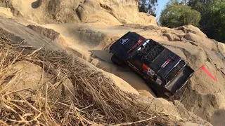 Axial scx10ii cherokee vs trx4 ford flat bed & jeep truggy