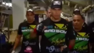 Junior cigano dos Santos  entrance UFC