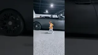 Inspection of Rolls Royce by this kid 👶 🍼 😂