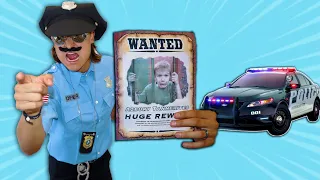 Wanted By Police Pretend Play Chase Story For Kids | Funny Dress Up In Costume To Avoid Capture