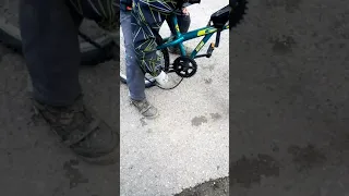 GJ pokazený bicykel (strašné😭😭😭)