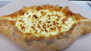 Khachapuri Adjaruli - a 'boat' Georgian cheese bread