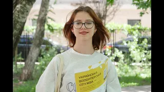 Українські підлітки волонтерять онлайн. Історія координаторки Насті