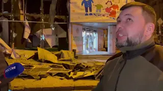 Governor of the #Donetsk Republic, at the scene of a supermarket shelled by #Ukranian militants