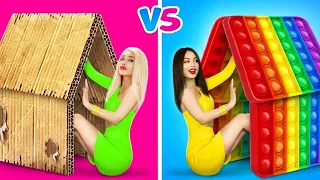 ИДЕИ САМЫХ БОГАТЫХ VS БЕДНЫХ ИГРУШЕК-АНТИСТРЕСС! Как сбежать из школы и стать популярным от RATATA