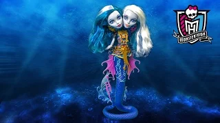 Monster High Great Scarrier Reef Peri & Pearl Serpentine from Mattel