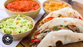 MEXICAN TACOS + 3 SAUCES TO ACCOMPANY