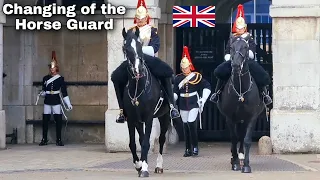 Changing of the Horse Guard | Blues and Royals - 09/05/22