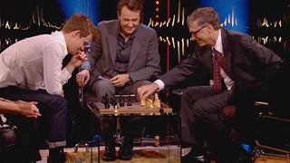 Bill Gates vs. Best Chess Player in the World (Magnus Carlsen)