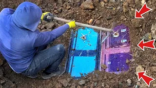 We Found An ABANDONED SAFE. Adrenaline-Filled Treasure Hunt With Metal Detector!