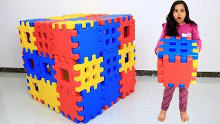 شفا تلعب بالمكعبات |تلعب الغميضة مع ماما !!! Shfa ans soso Playing with Toy Blocks