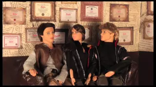 Love Triangle Therapy - A Barbie parody in stop motion *FOR MATURE AUDIENCES*