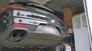 Porsche Panamera Turbo S, sport exhaust, cold start, V8 sound!