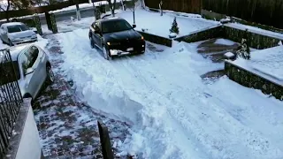 Bmw X6 (xdrive) driving in snow