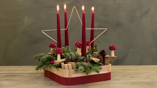 How to make a red Christmas decoration with natural materials