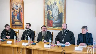 Брифінг щодо ситуації навколо Української Православної Церкви відбувся у Києво-Печерській Лаврі