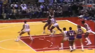 Kareem Abdul-Jabbar (46 points) vs Rockets