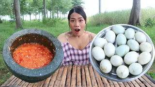 Mukbang egg duck boiled with chili - Eating and cooking egg duck boiled