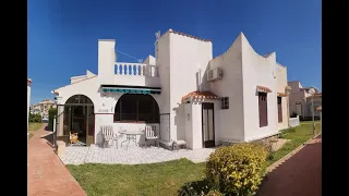 129, 900€  sunny 2 bed bungalow with roof garden, Playa Flamenca 😍