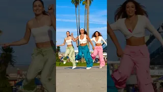 Shuffle challenge! How’d my girls do? 💚🩵💗#youtubeshorts #shuffledance #shuffling